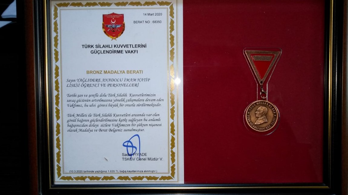 TSKGV'dan, Yağlıdere Anadolu İmam Hatip Lisesi'ne bronz madalya ve berat